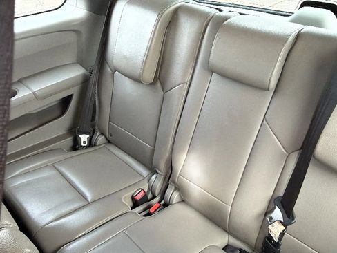 Used 2015 Honda Pilot EX-L image 4