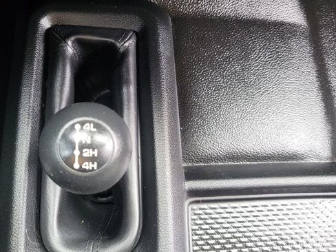 Used 2022 RAM 2500 Tradesman w/ Safety Group image 34