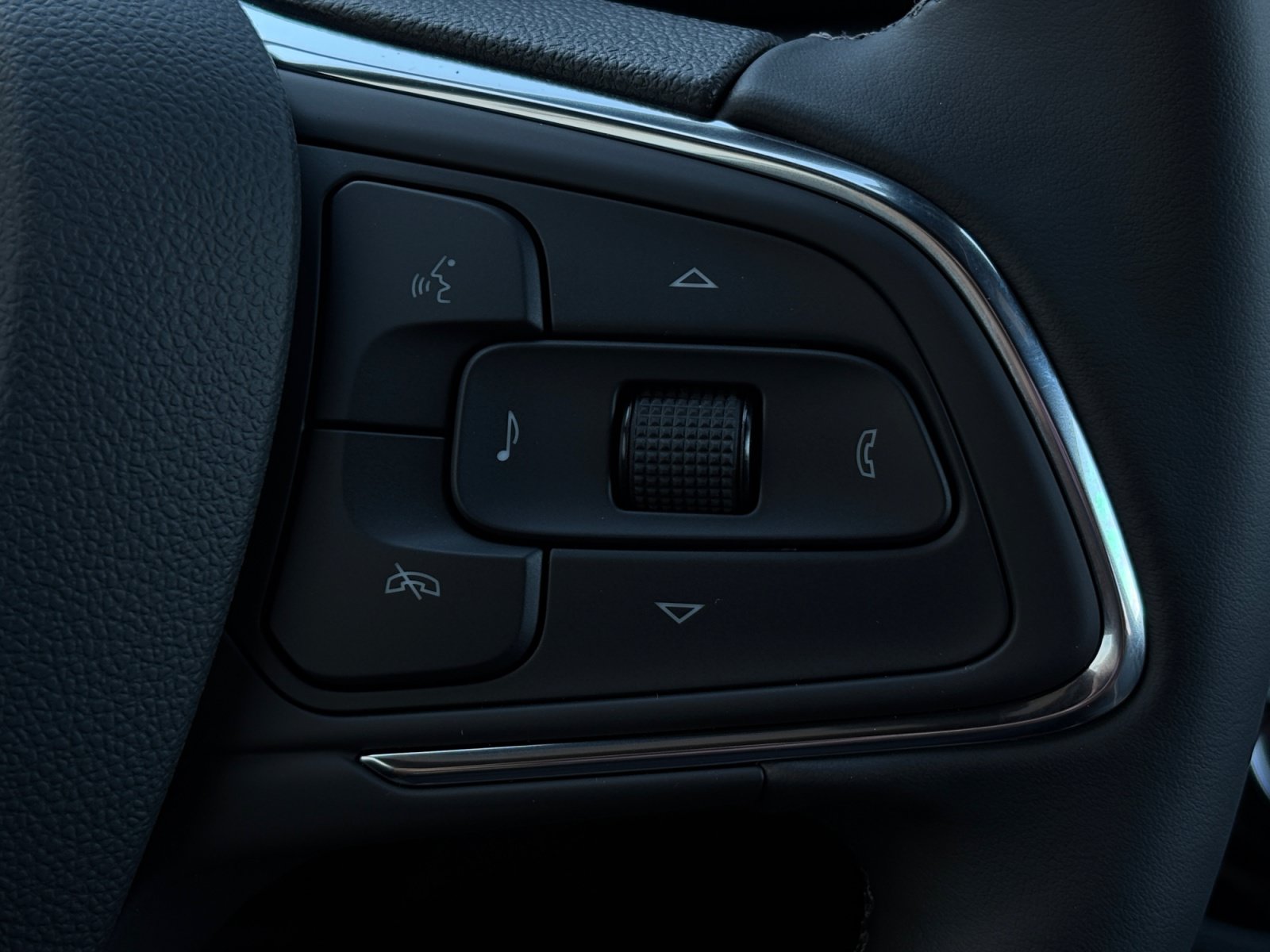New 2026 Buick Envista Sport Touring w/ Convenience I Package FWD image 17