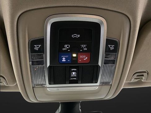 Certified 2019 RAM 1500 Laramie image 26