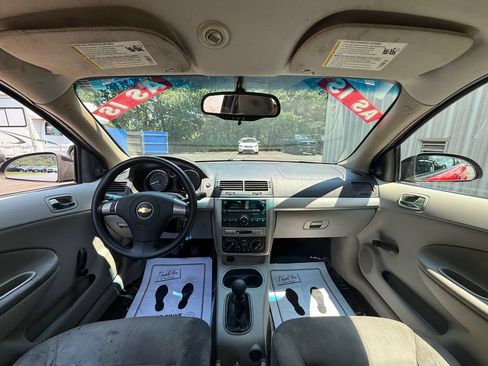 Used 2010 Chevrolet Cobalt LS FWD image 16