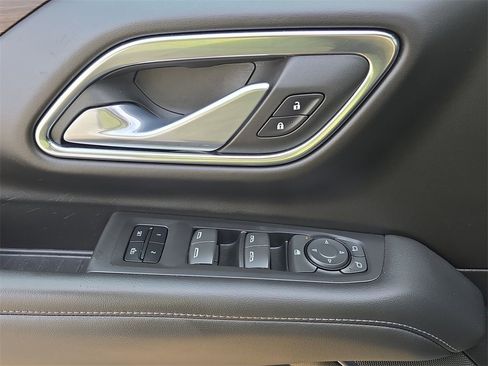 Certified 2023 Chevrolet Suburban Z71 image 24