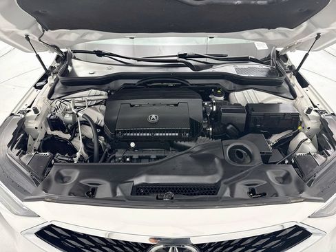 Used 2024 Acura MDX SH-AWD w/ Technology Package image 28