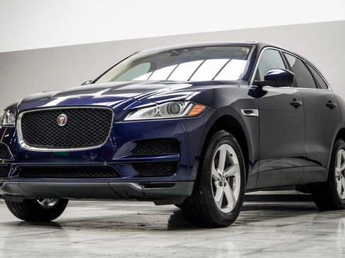 Used 2020 Jaguar F-PACE Premium image 8