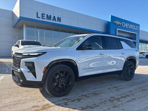 New 2026 Chevrolet Traverse RS image 3