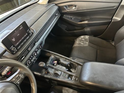 Used 2024 Honda Accord EX image 21