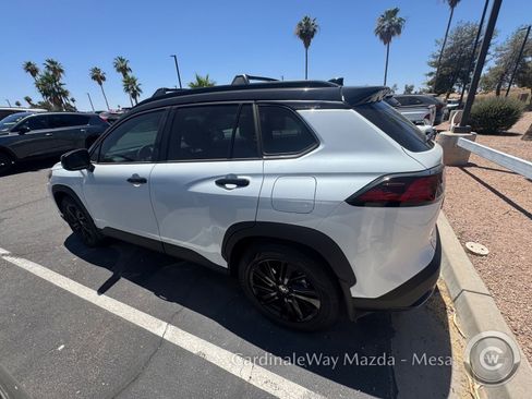 Used 2025 Toyota Corolla Cross AWD Hybrid image 6