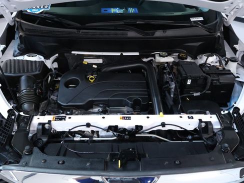 Used 2024 GMC Terrain SLE image 36