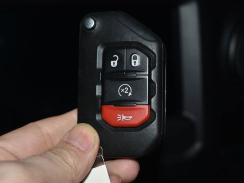 Used 2021 Jeep Wrangler Unlimited Sport image 17