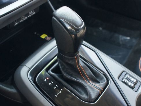 Used 2024 Subaru Crosstrek 2.5i Limited image 12