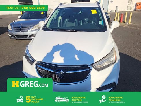 Used 2021 Buick Encore Preferred w/ Safety Package image 1