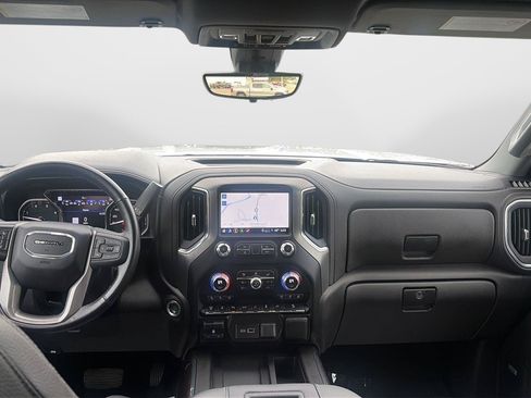 Used 2022 GMC Sierra 2500 Denali w/ Denali Ultimate Package AWD/4WD image 2