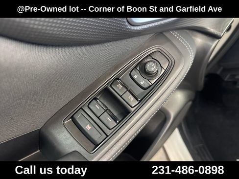Used 2021 Subaru Forester Premium w/ Popular Package #1 AWD/4WD image 16