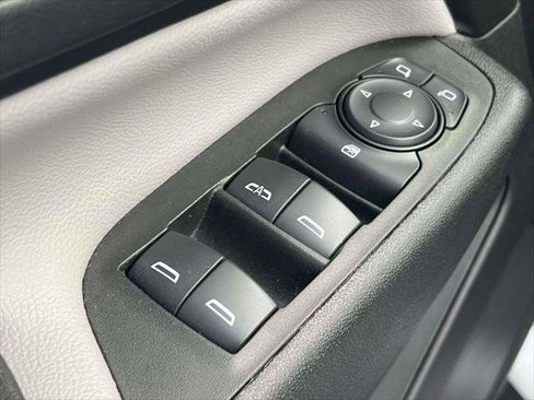 Used 2024 Chevrolet Equinox LS image 18