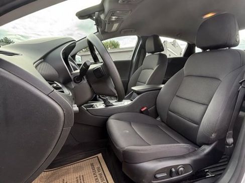 Used 2022 Chevrolet Malibu LS w/ Driver Confidence Package image 10