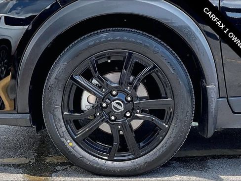 Used 2023 Nissan Kicks SR w/ SR Premium Package FWD image 32