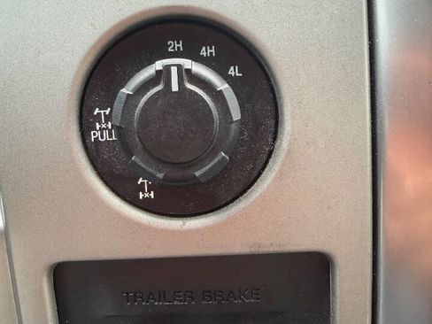 Used 2012 Ford F150 Raptor w/ Raptor Luxury Pkg image 21