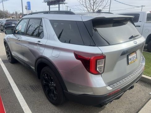 Used 2023 Ford Explorer ST w/ Equipment Group 401A image 7