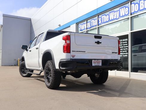 New 2026 Chevrolet Silverado 1500 ZR2 w/ Dark Appearance Package AWD/4WD image 47