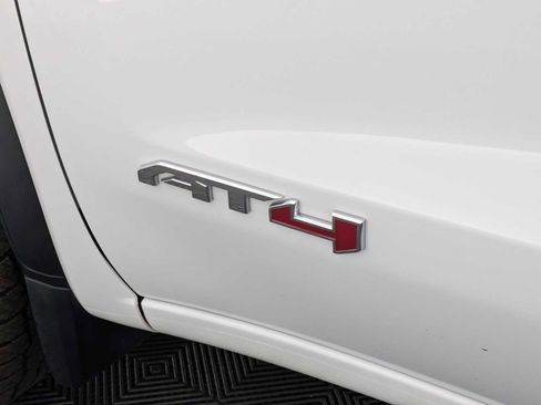 Used 2021 GMC Sierra 1500 AT4 AWD/4WD image 11