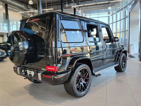 Used 2024 Mercedes-Benz G 63 AMG AMG G 63 image 4