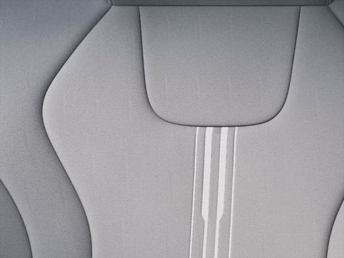 New 2026 Hyundai Elantra Hybrid FWD image 17