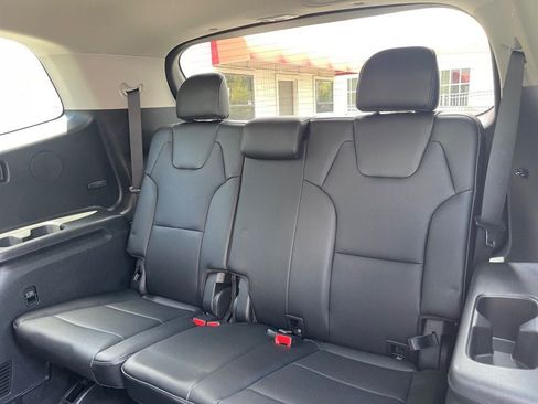 Used 2022 Kia Telluride LX AWD/4WD image 13