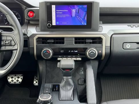 Certified 2025 Toyota Tacoma TRD Sport AWD/4WD image 21