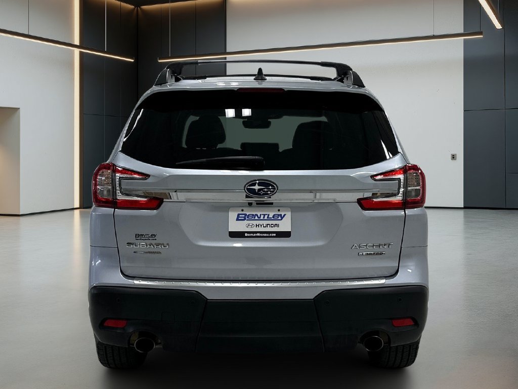 Used 2024 Subaru Ascent Limited w/ Popular Package #2 AWD/4WD image 5