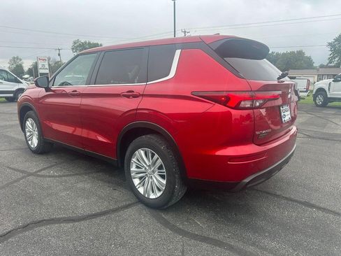 Used 2024 Mitsubishi Outlander ES AWD/4WD image 6