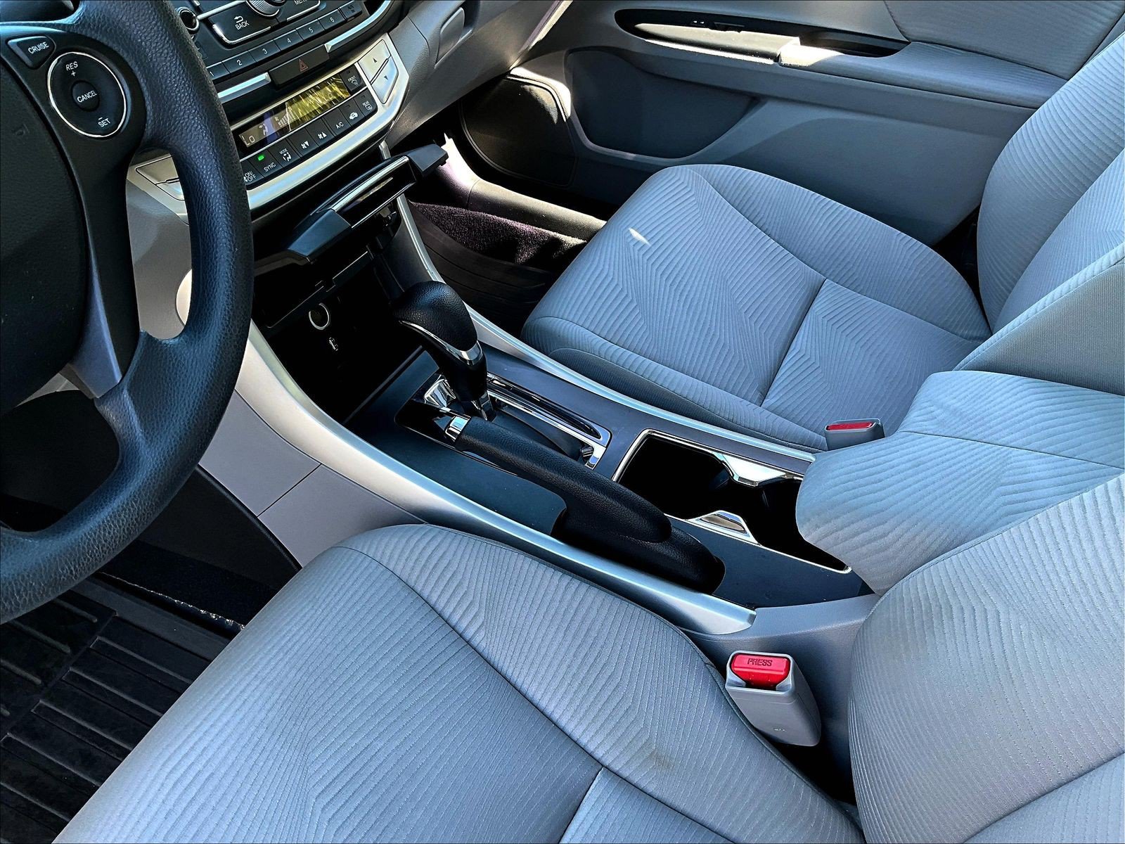 Used 2014 Honda Accord LX image 17