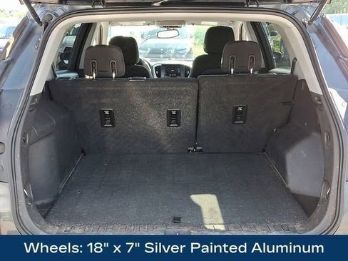 Used 2019 GMC Terrain SLE w/ Driver Convenience Package image 40