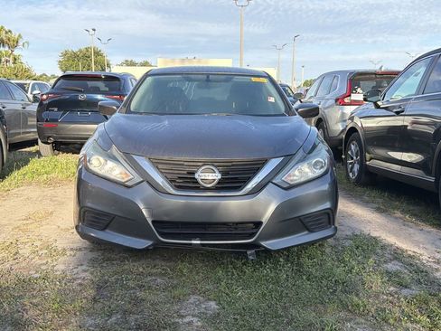 Used 2016 Nissan Altima 2.5 S w/ Power Driver Seat Package image 2