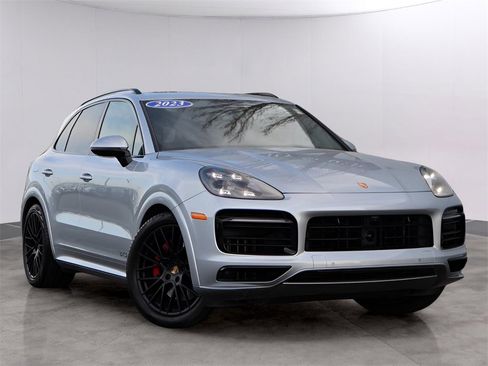 Used 2023 Porsche Cayenne GTS image 1
