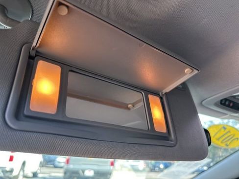 Used 2017 Chevrolet Volt Premier w/ Driver Confidence II Package image 27