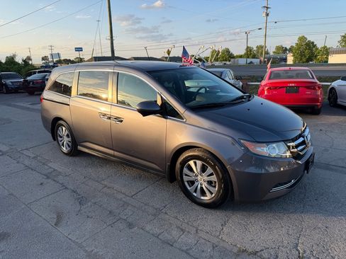Used 2016 Honda Odyssey EX-L image 3