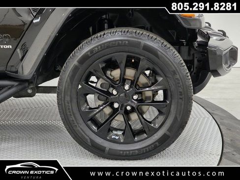 Certified 2021 Jeep Gladiator Overland image 10