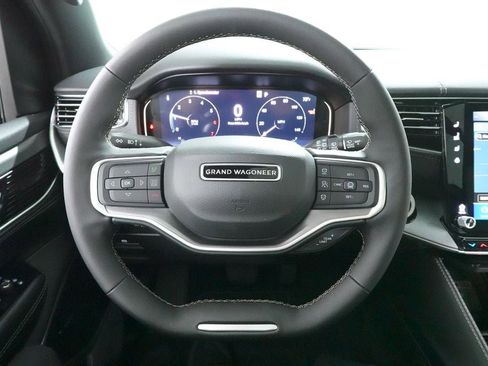 New 2026 Jeep Grand Wagoneer L Limited AWD/4WD image 10