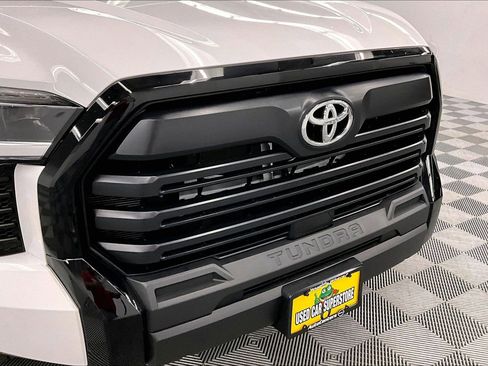Used 2025 Toyota Tundra SR w/ SR Tow Package AWD/4WD image 32