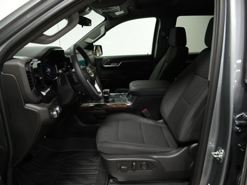 New 2026 GMC Sierra 1500 Elevation image 23