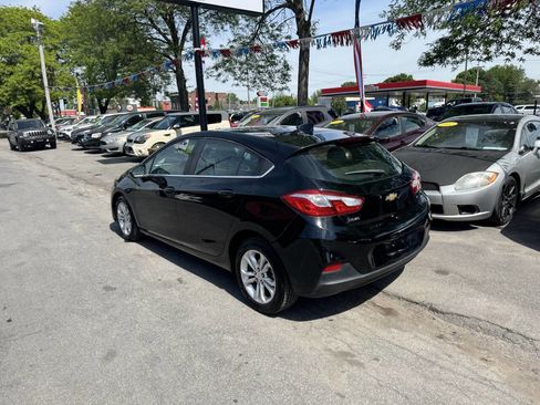 Used 2019 Chevrolet Cruze LT FWD image 6