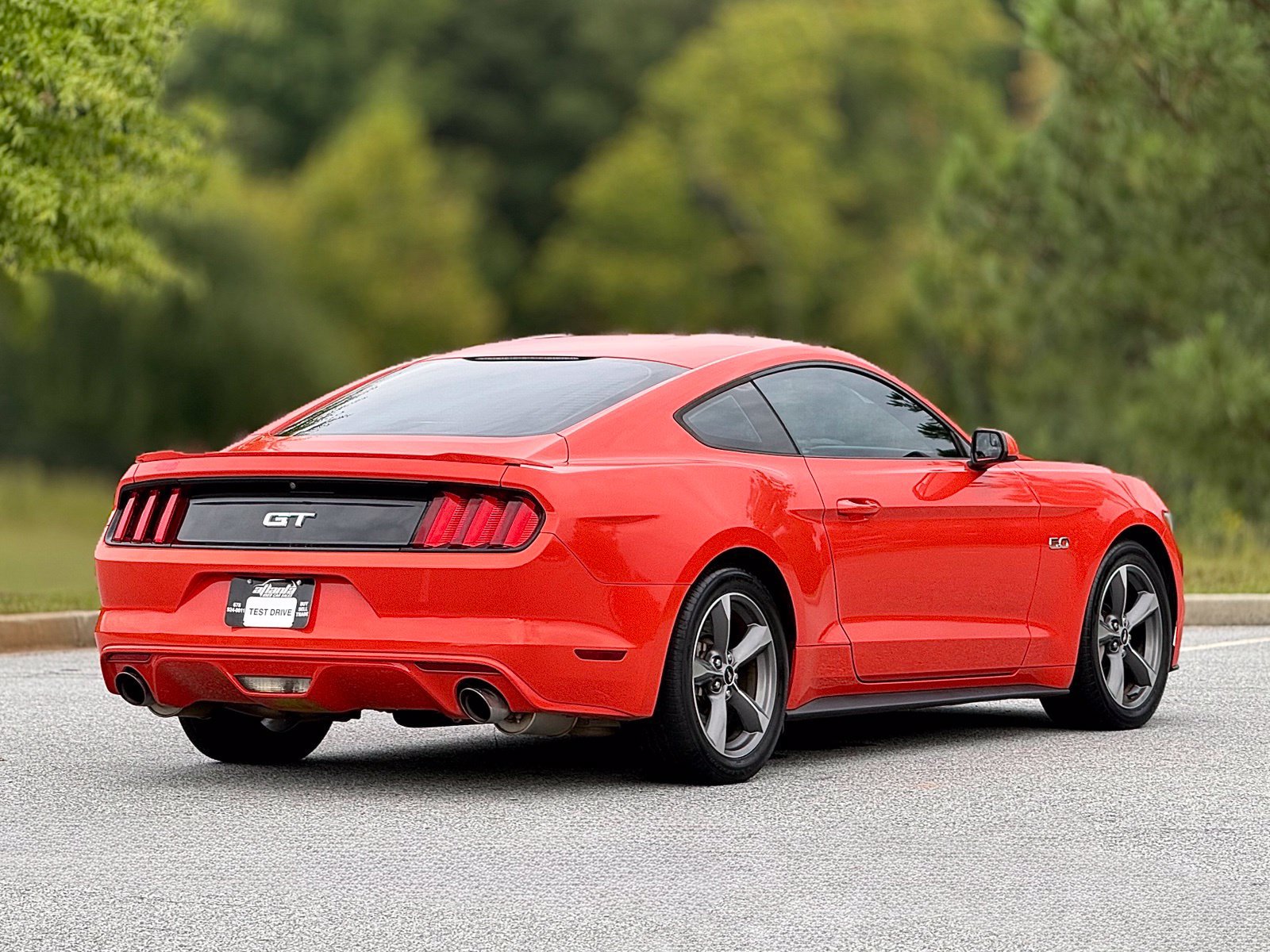 Used 2016 Ford Mustang GT RWD image 11