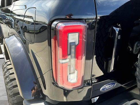 Used 2021 Ford Bronco Outer Banks AWD/4WD image 22