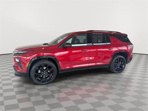 Certified 2024 Chevrolet Traverse RS w/ LPO, Floor Liner Package image 7