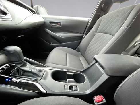 Used 2023 Toyota Corolla LE FWD image 25