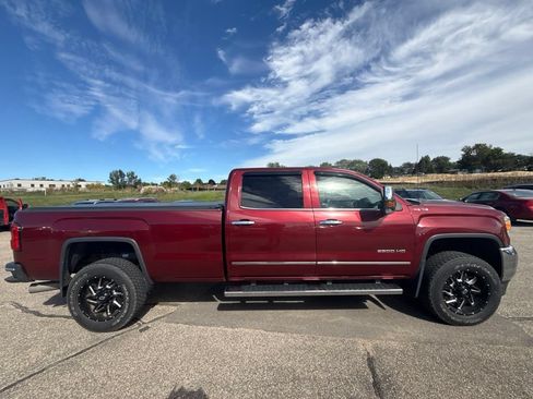 Used 2015 GMC Sierra 2500 SLT AWD/4WD image 8