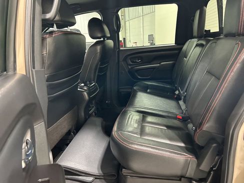Used 2021 Nissan Titan PRO-4X w/ Pro-4x Convenience Package image 24
