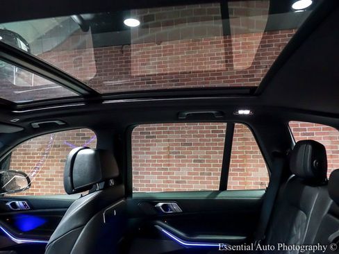 Used 2026 BMW X5 M60i image 16