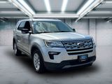 Used 2018 Ford Explorer XLT w/ Equipment Group 202A image 2