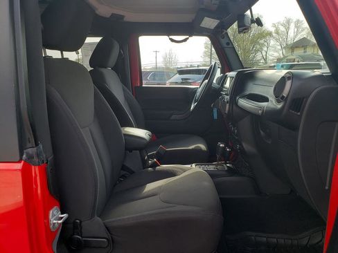 Used 2015 Jeep Wrangler Sport image 16
